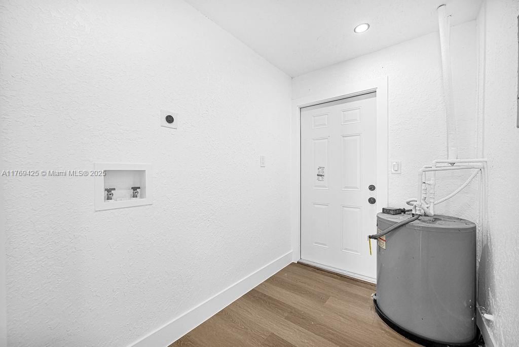 Real estate property located at 20908 39th Ave, Miami-dade, Vista Townhouse Sec C, Miami Gardens, FL