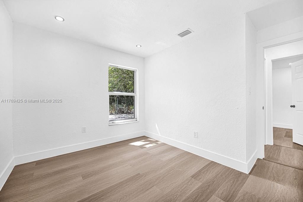 Real estate property located at 20908 39th Ave, Miami-dade, Vista Townhouse Sec C, Miami Gardens, FL