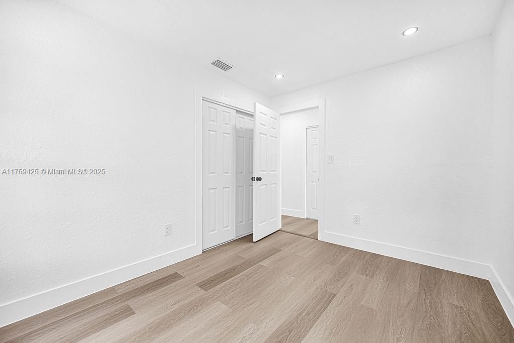 Real estate property located at 20908 39th Ave, Miami-dade, Vista Townhouse Sec C, Miami Gardens, FL