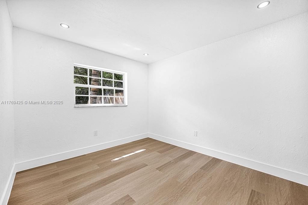 Real estate property located at 20908 39th Ave, Miami-dade, Vista Townhouse Sec C, Miami Gardens, FL