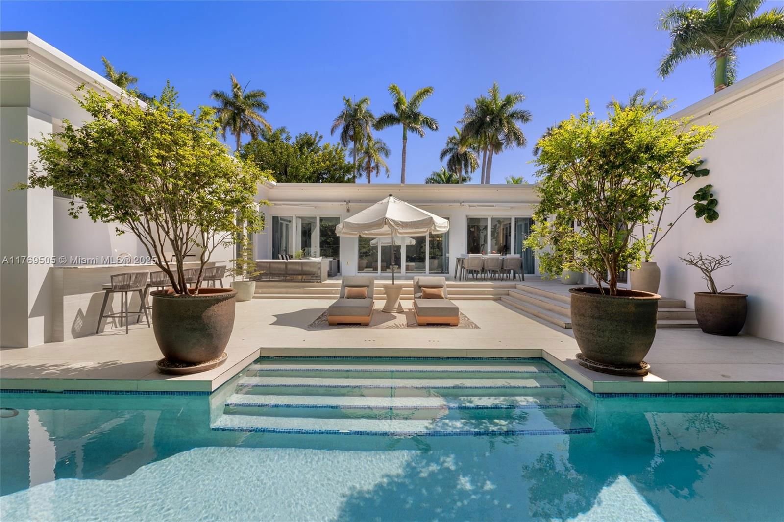 Real estate property located at 6626 Pinetree Ln, Miami-dade, La Gorce Island, Miami Beach, FL