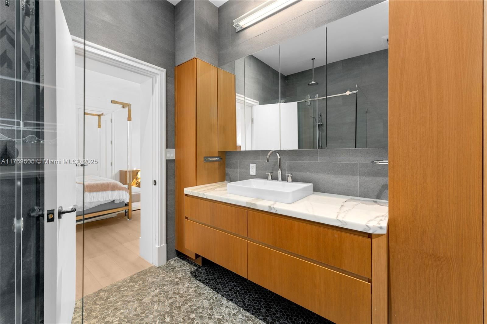Real estate property located at 6626 Pinetree Ln, Miami-dade, La Gorce Island, Miami Beach, FL
