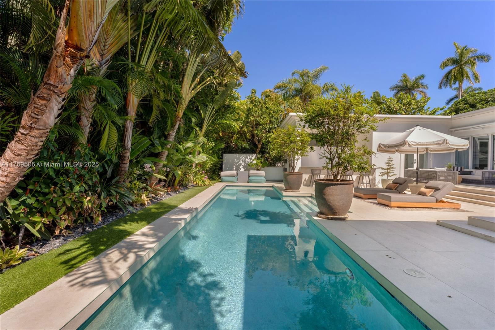Real estate property located at 6626 Pinetree Ln, Miami-dade, La Gorce Island, Miami Beach, FL