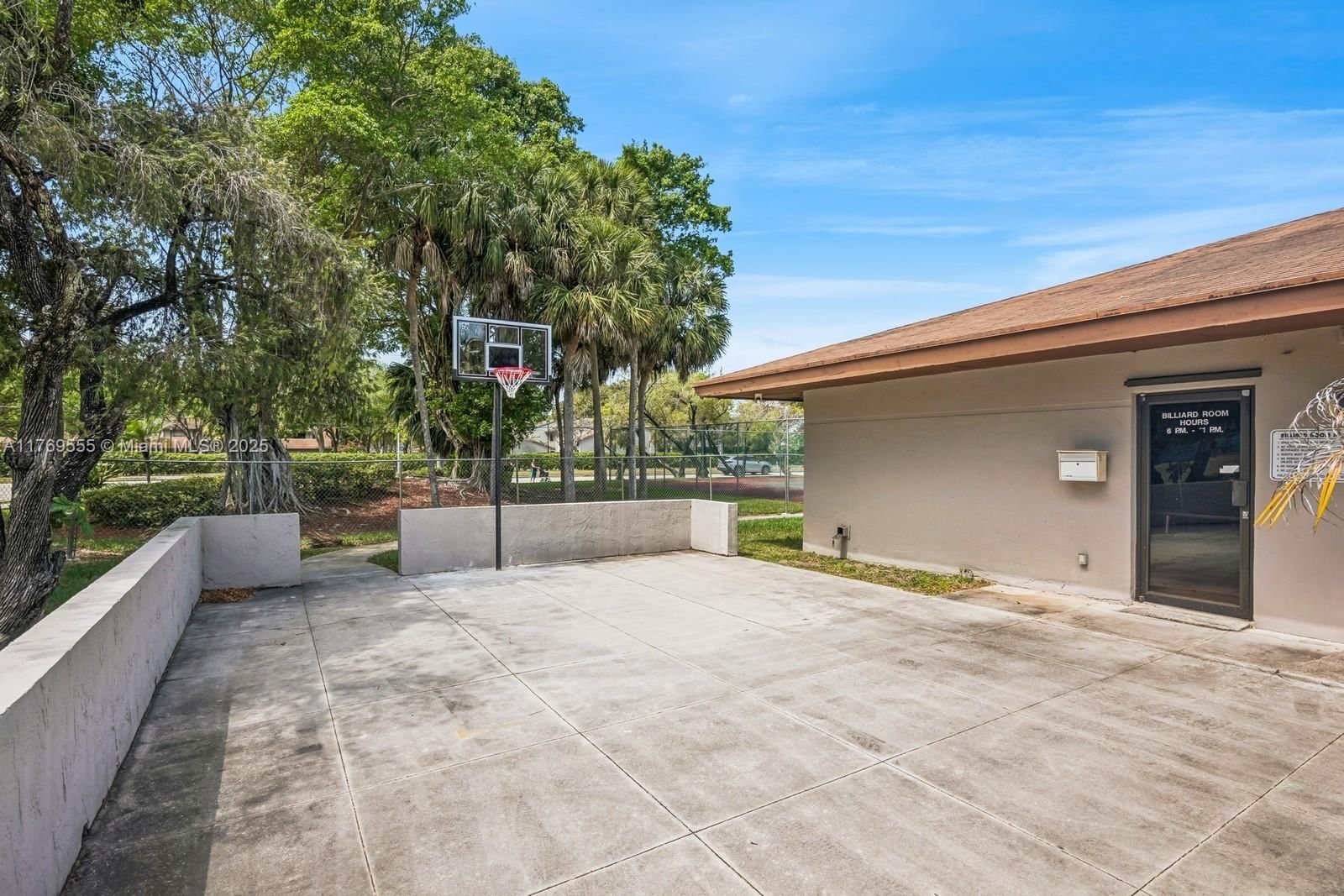 Real estate property located at 10835 112th Ave #314, Miami-dade, Gardens Of Kendall So Con, Miami, FL