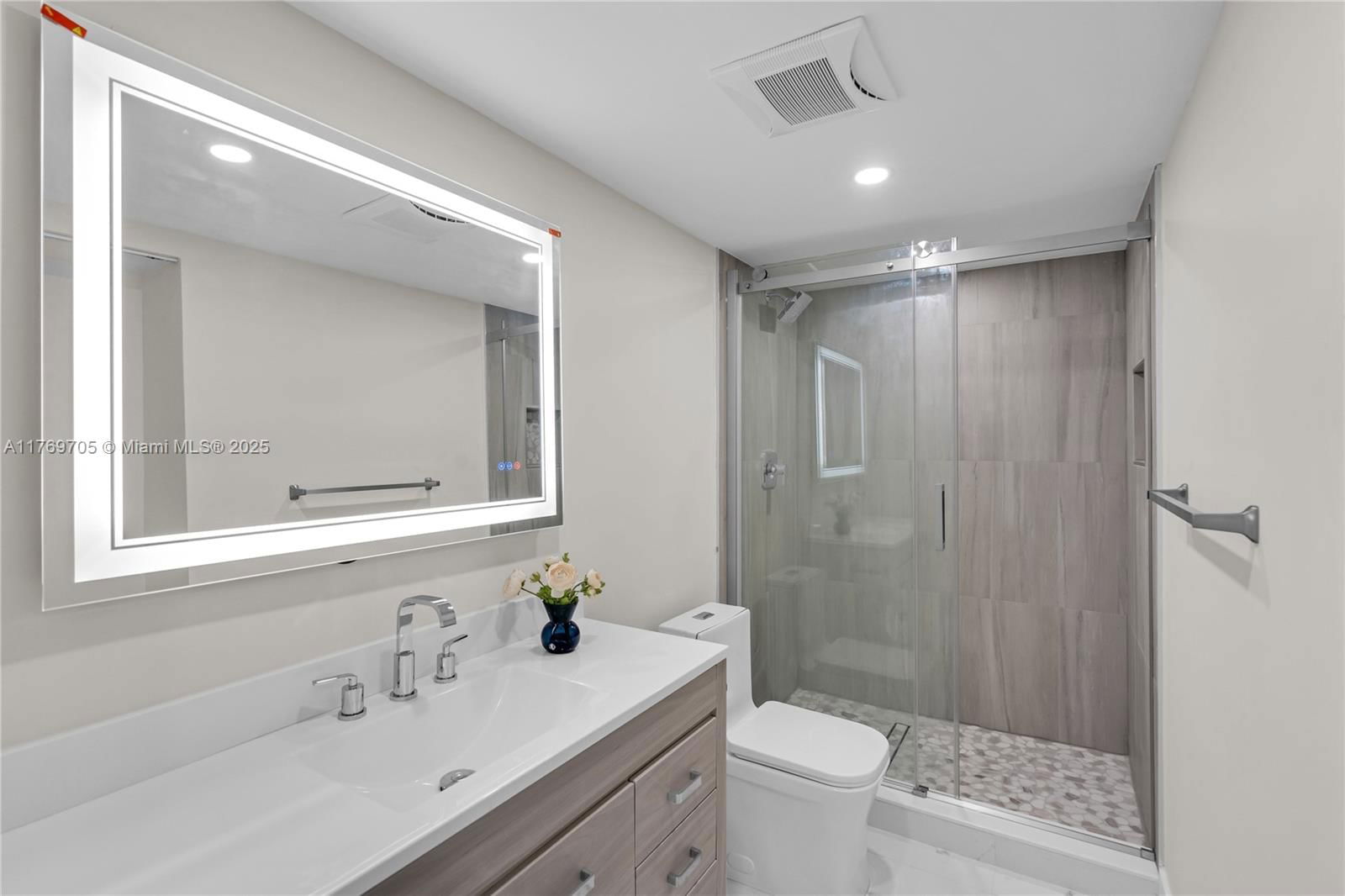 Real estate property located at 2501 Antigua Ter F1, Broward, Antigua Village I E Condo, Coconut Creek, FL