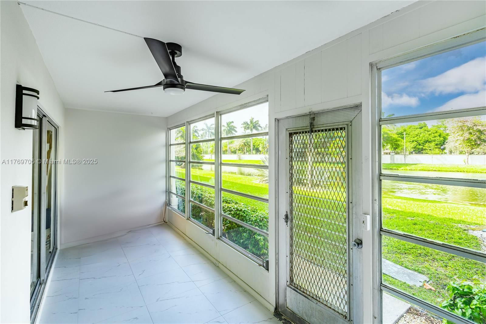 Real estate property located at 2501 Antigua Ter F1, Broward, Antigua Village I E Condo, Coconut Creek, FL