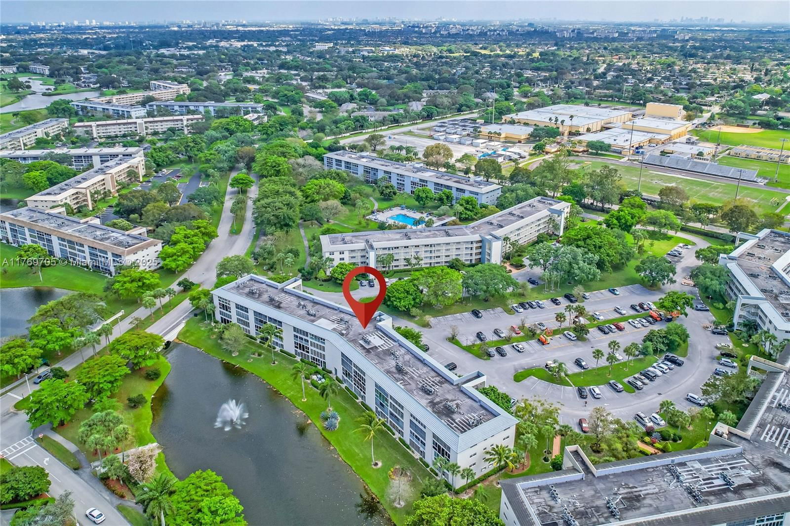 Real estate property located at 2501 Antigua Ter F1, Broward, Antigua Village I E Condo, Coconut Creek, FL