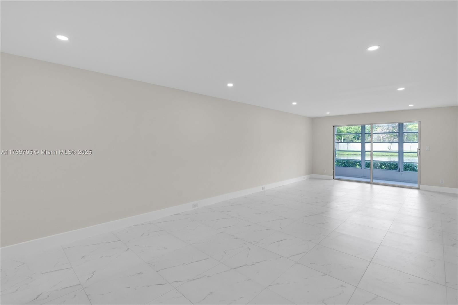 Real estate property located at 2501 Antigua Ter F1, Broward, Antigua Village I E Condo, Coconut Creek, FL