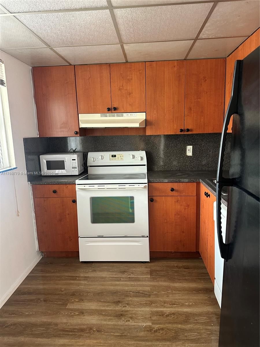 Real estate property located at , Miami-dade, Parkway Towers Bldg 1 Con, Miami, FL