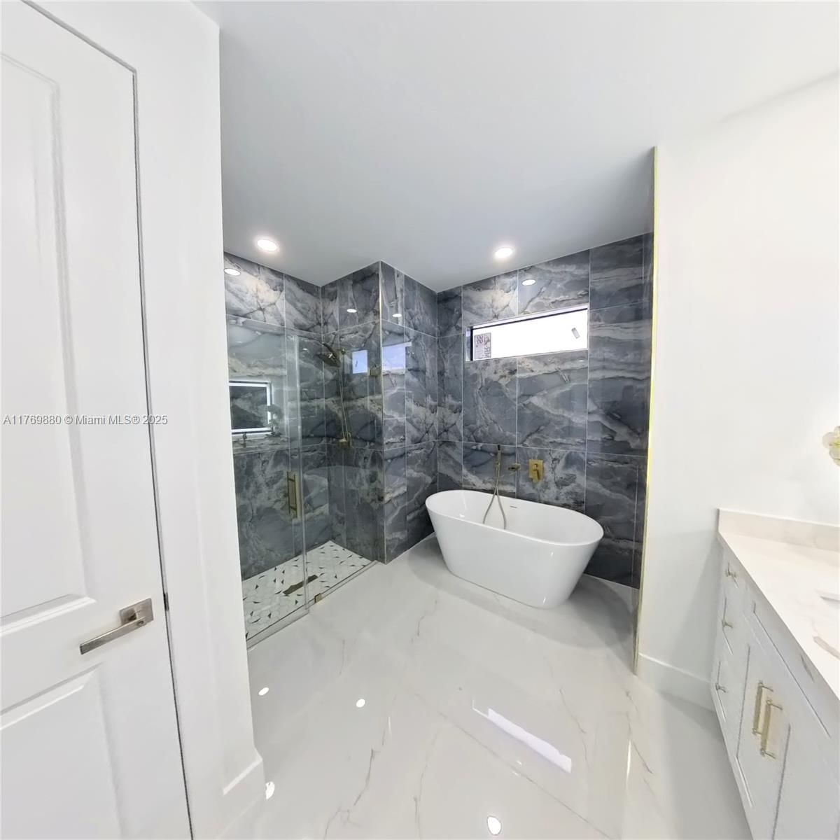 Real estate property located at 510 Bronx Ave 510 Bronx Ave, Lee, Lehigh Acres, Lehigh Acres, FL