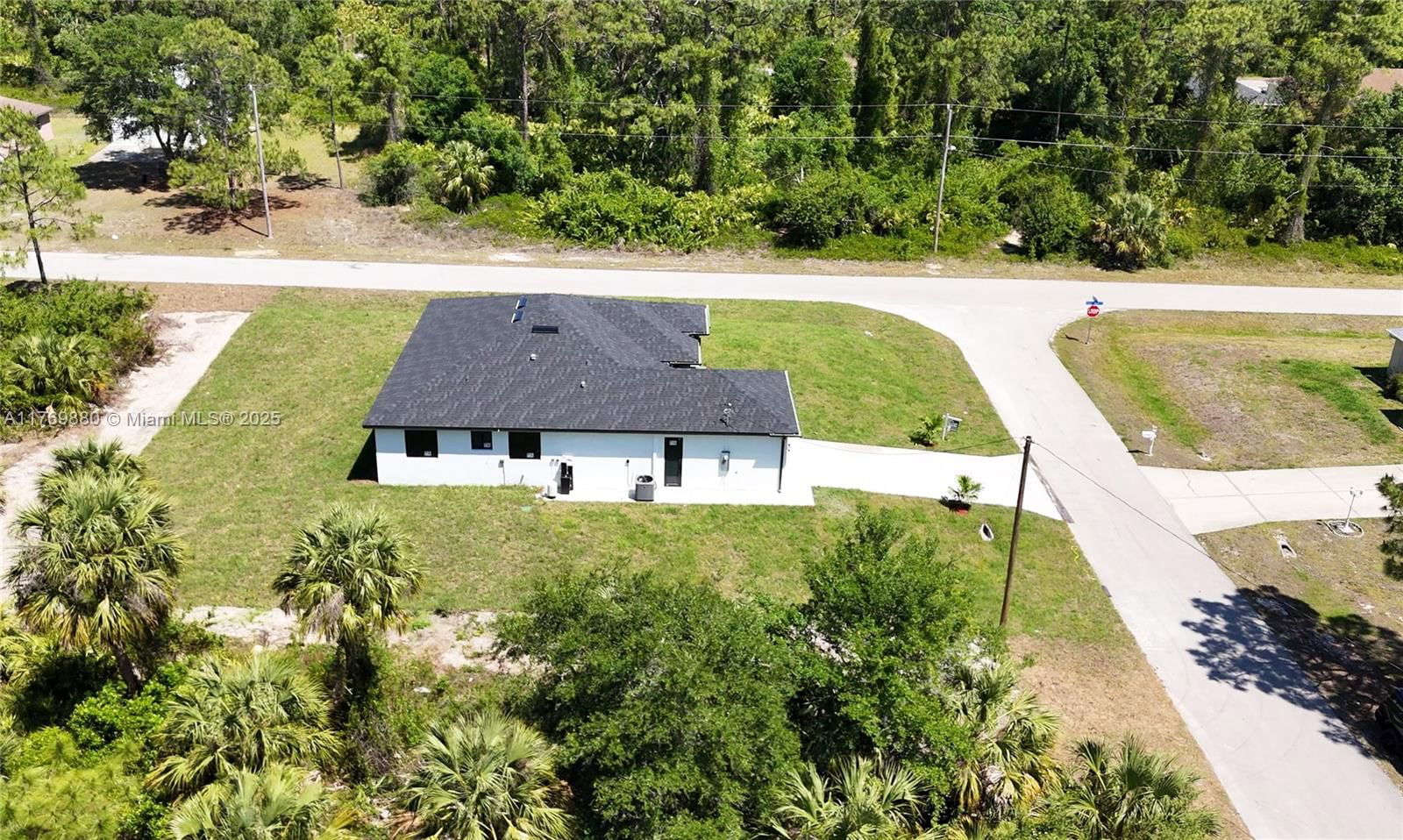 Real estate property located at 510 Bronx Ave 510 Bronx Ave, Lee, Lehigh Acres, Lehigh Acres, FL