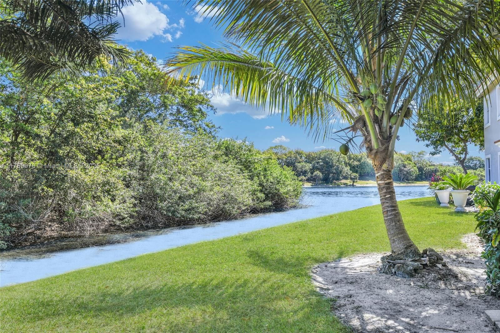 Real estate property located at 10396 Lake Vista Cir #10396, Palm Beach, Mission Bay 2, Boca Raton, FL