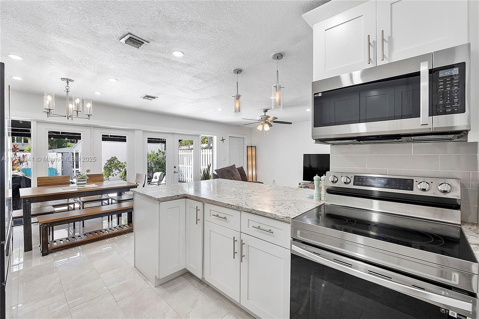 Real estate property located at 8 Hathaway Ln, Broward, Townhouse Isle Sec 2, Wilton Manors, FL