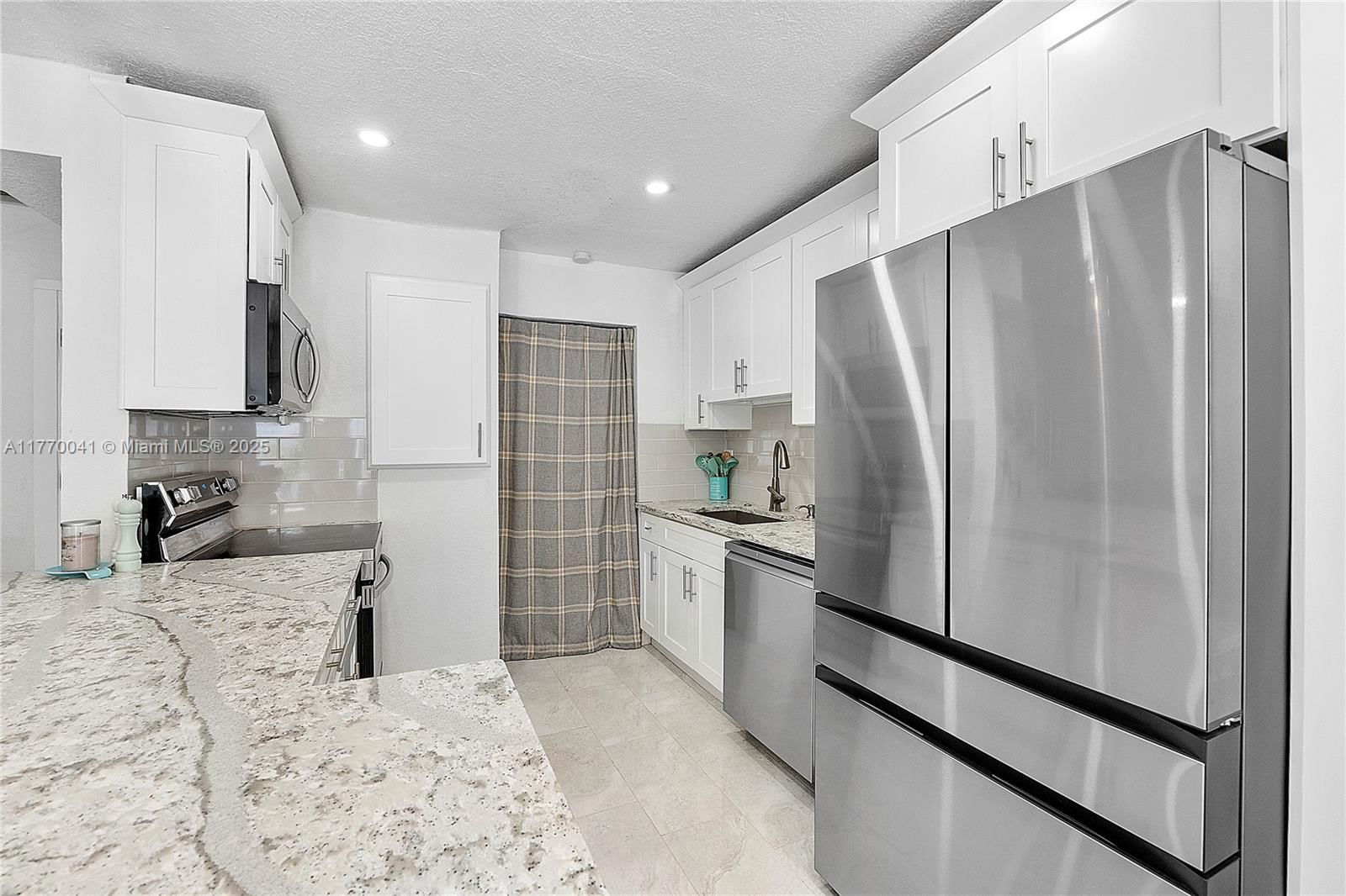 Real estate property located at 8 Hathaway Ln, Broward, Townhouse Isle Sec 2, Wilton Manors, FL