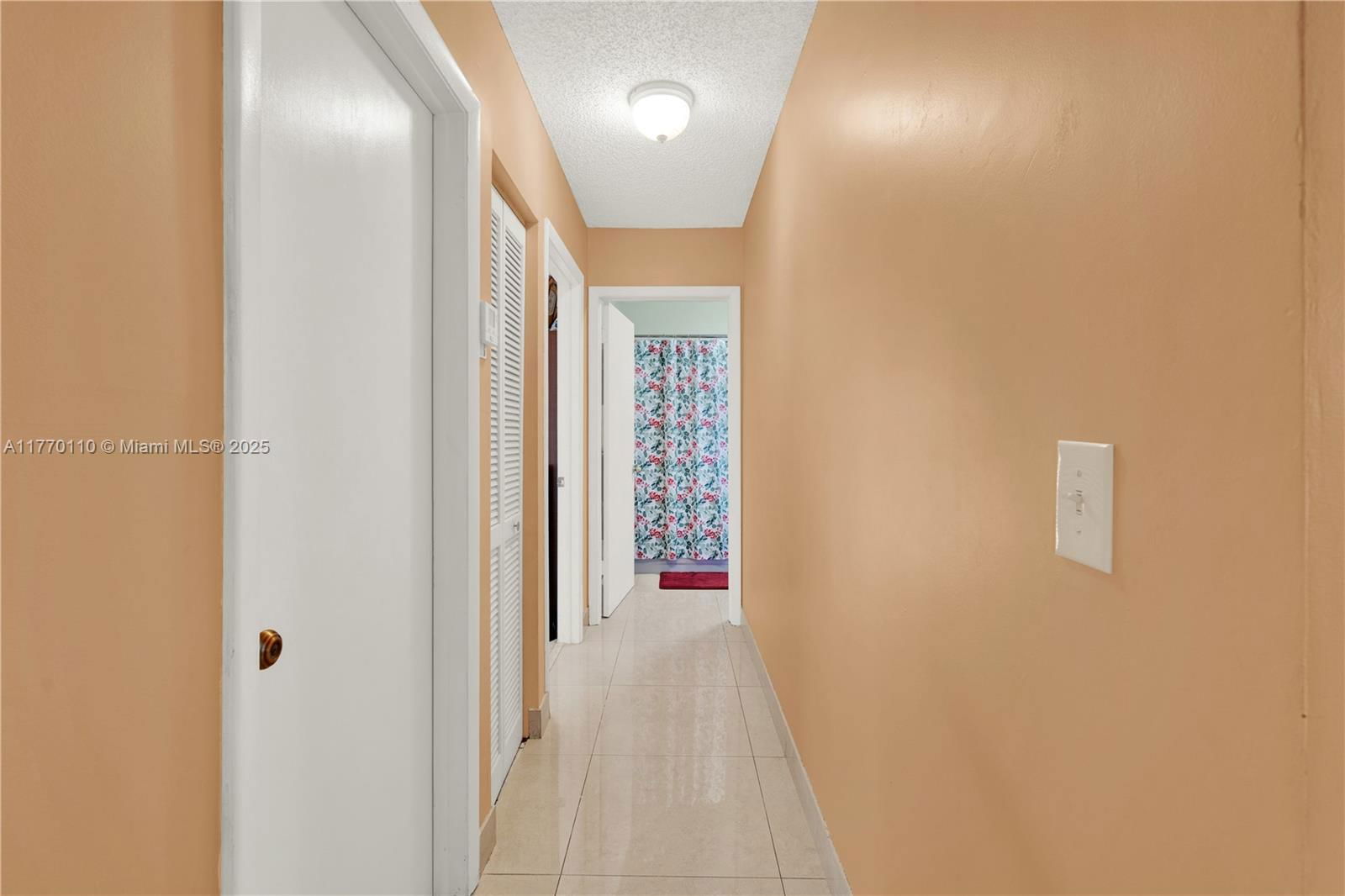 Real estate property located at 14700 151st Ter, Miami-dade, River Bend Sec 4, Miami, FL