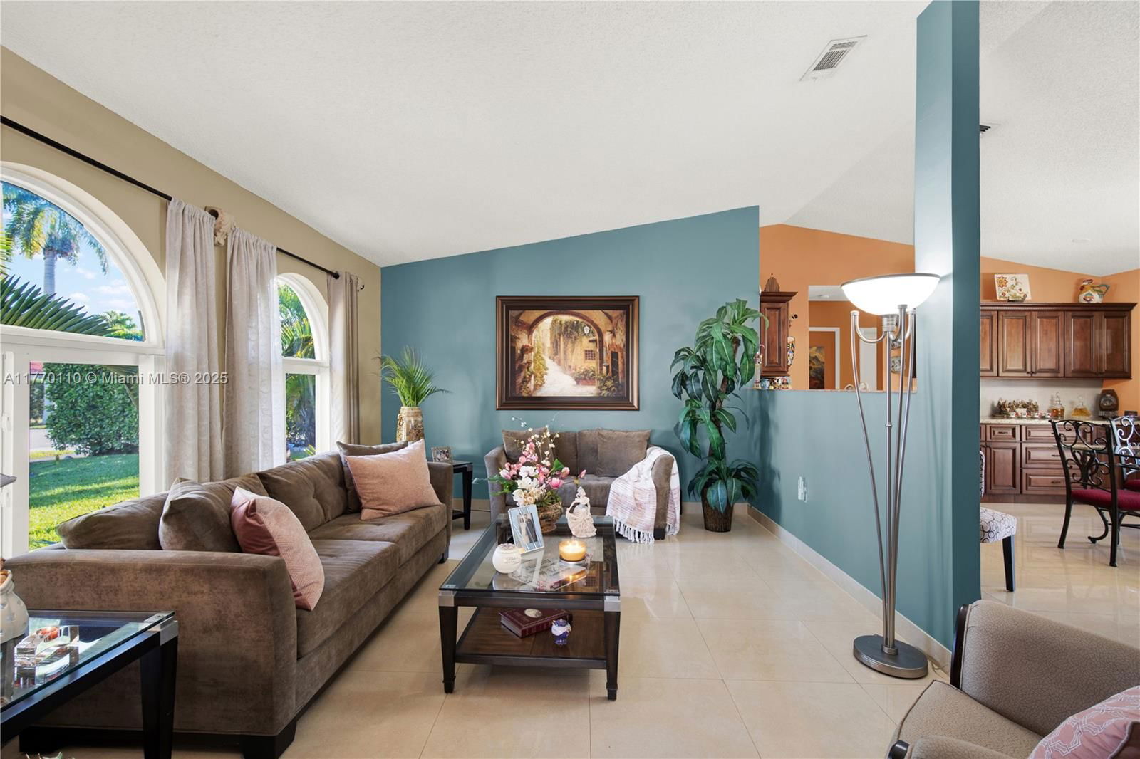 Real estate property located at 14700 151st Ter, Miami-dade, River Bend Sec 4, Miami, FL
