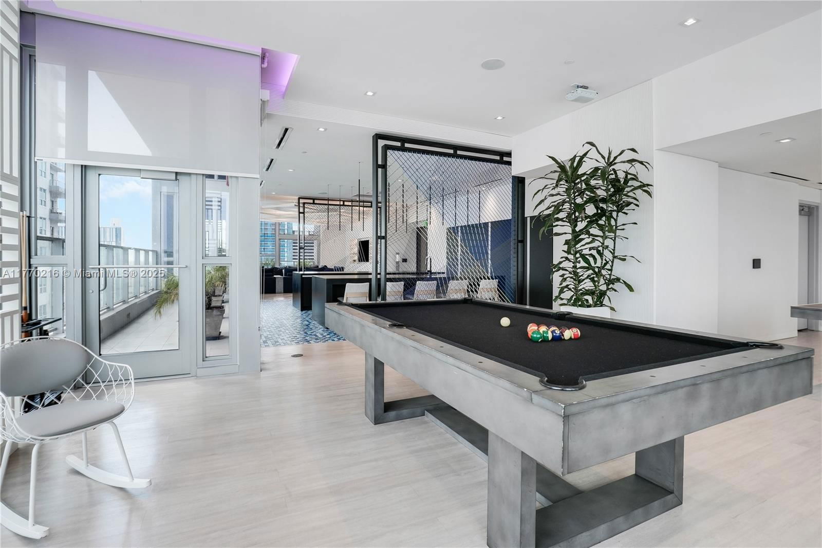 Real estate property located at 227 2nd St #3105, Miami-dade, Yotel Pad Penthouse Unit, Miami, FL