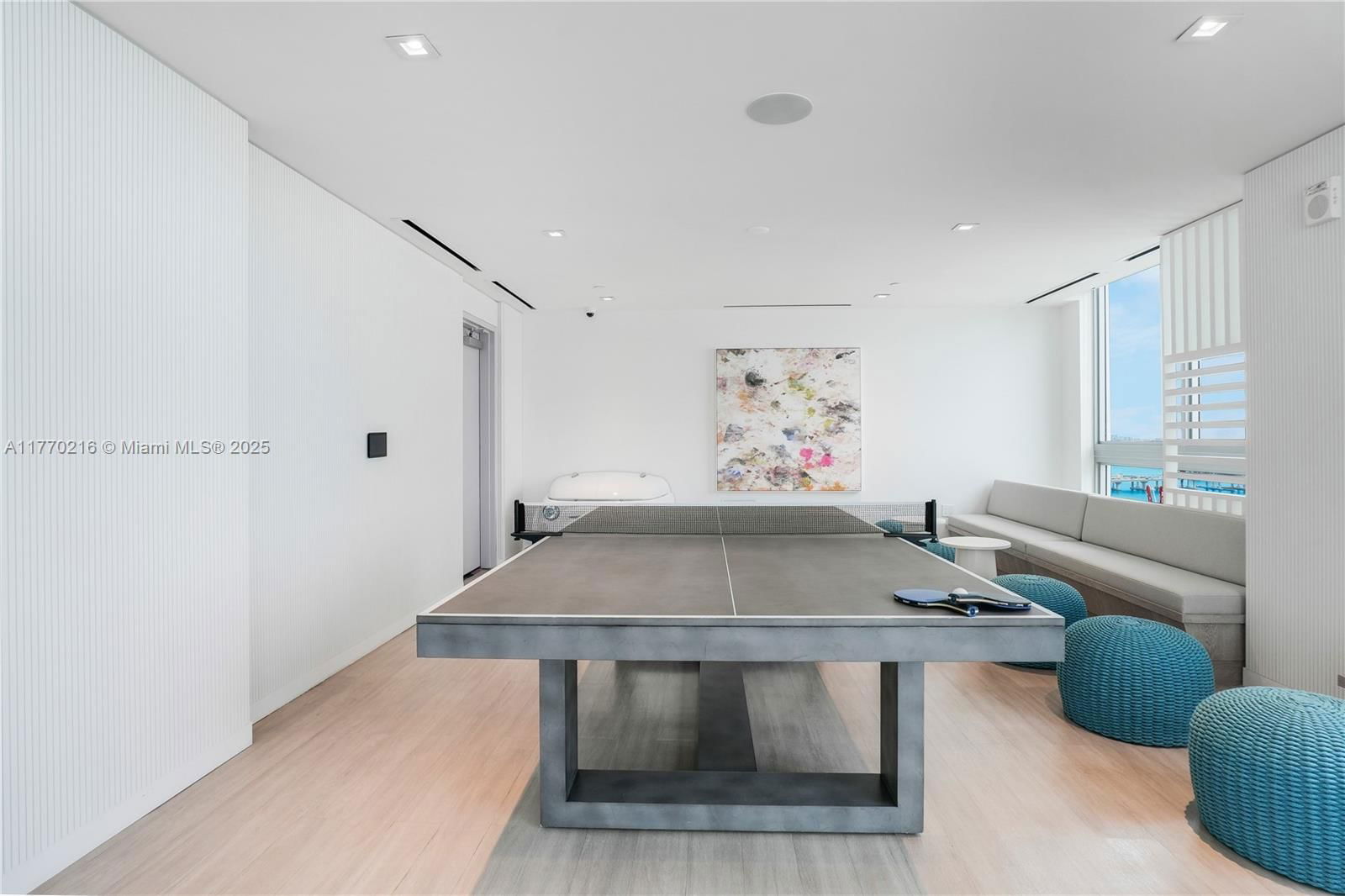 Real estate property located at 227 2nd St #3105, Miami-dade, Yotel Pad Penthouse Unit, Miami, FL