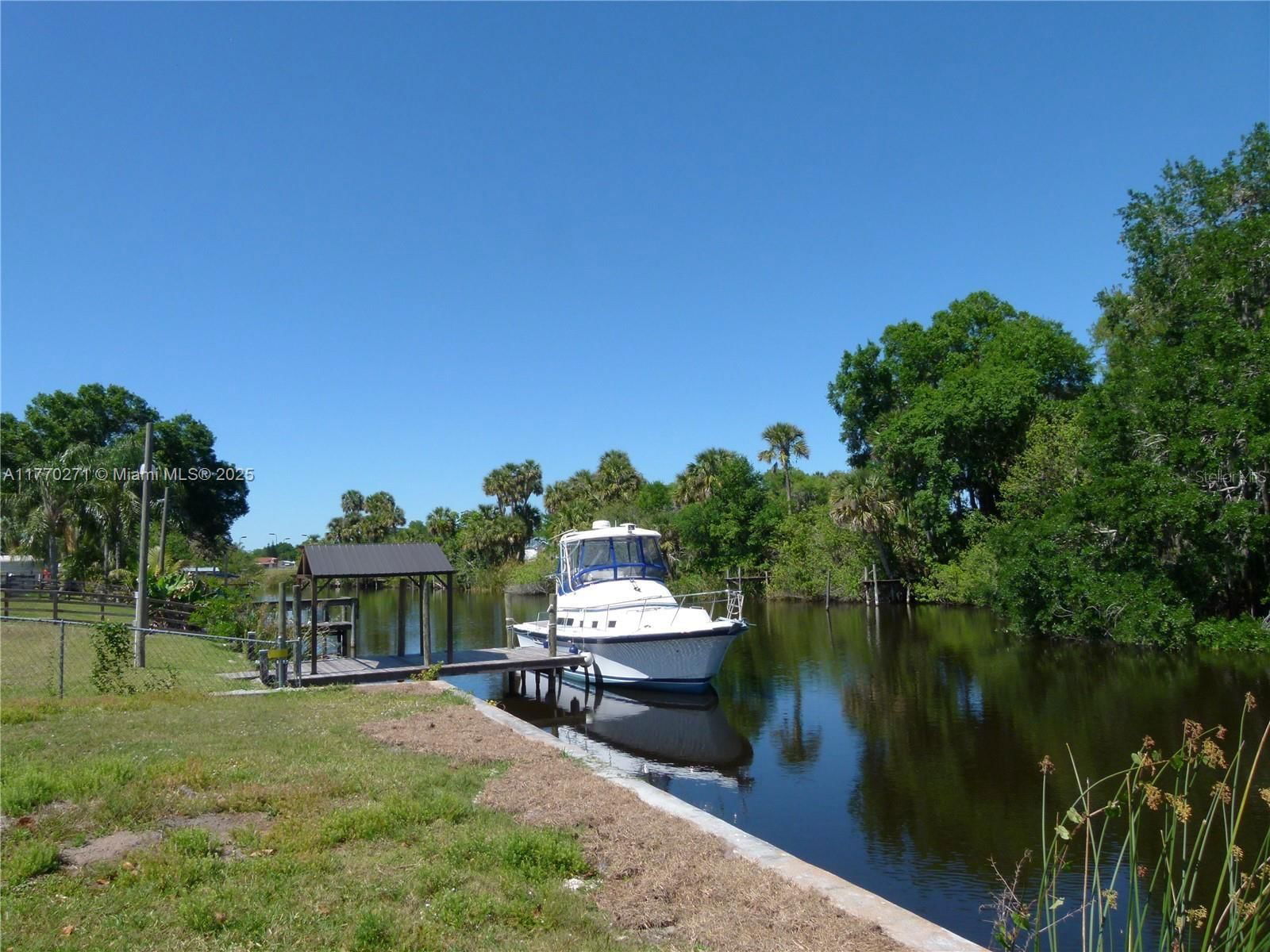 Real estate property located at 2203 8th Avenue, Okeechobee, Lucy Island, Okeechobee, FL