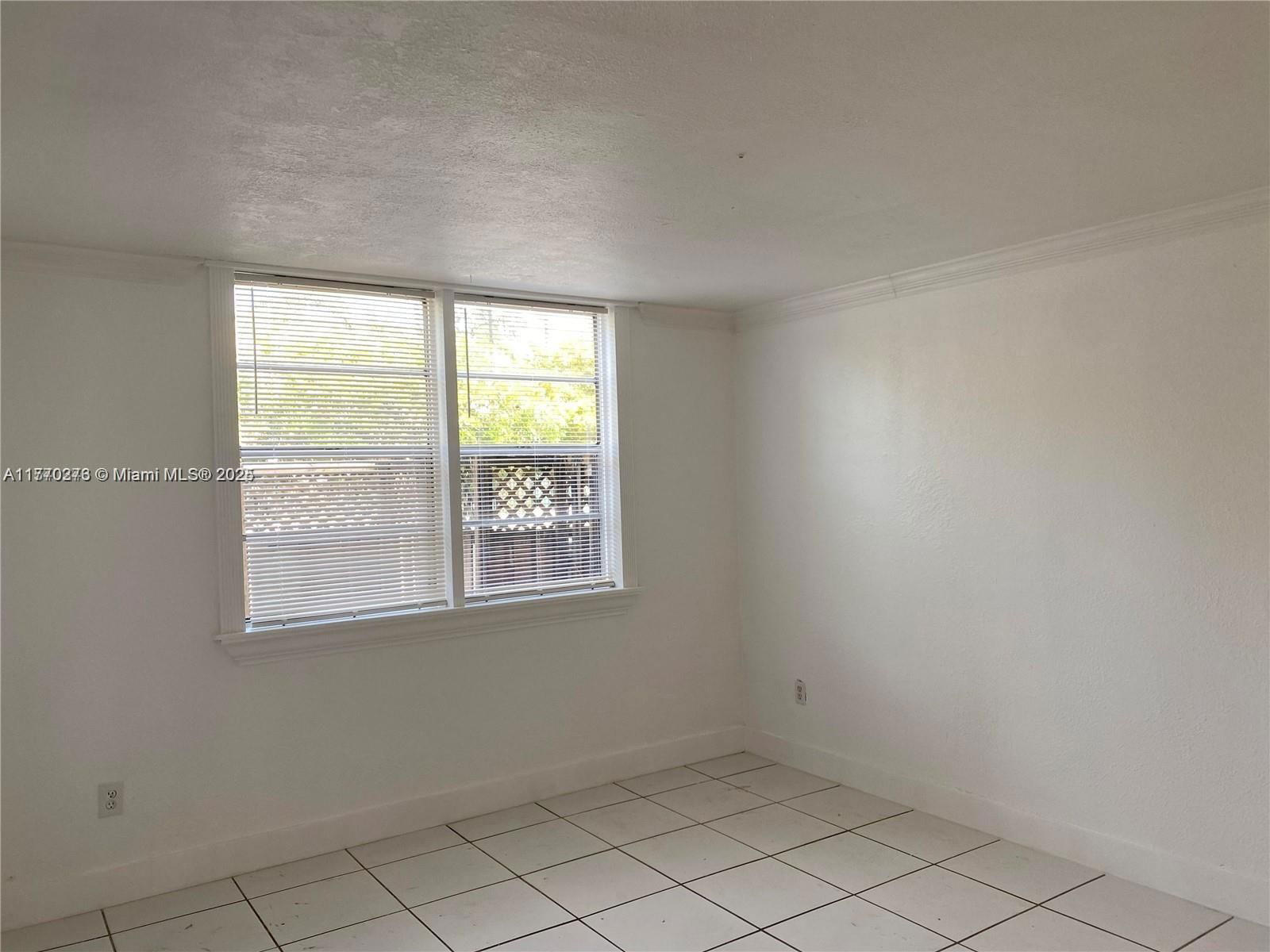 Real estate property located at 4670 79th Ave #1H, Miami-dade, Doral Gardens Condo, Doral, FL