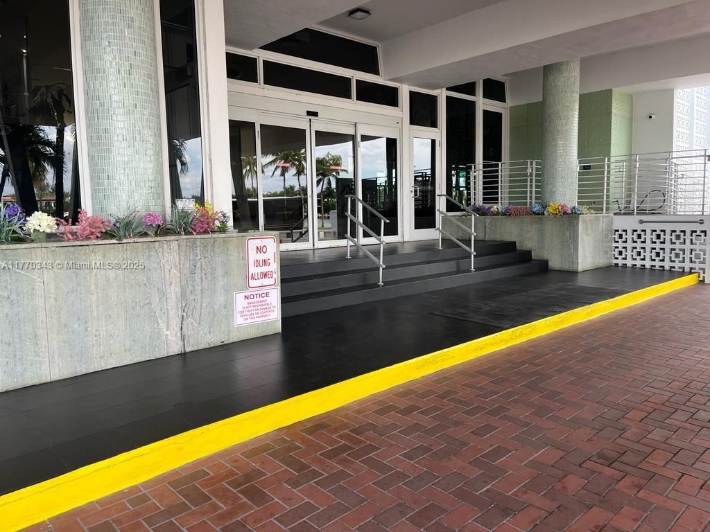 Real estate property located at 4747 Collins Ave #1115, Miami-dade, Mimosa Condo, Miami Beach, FL