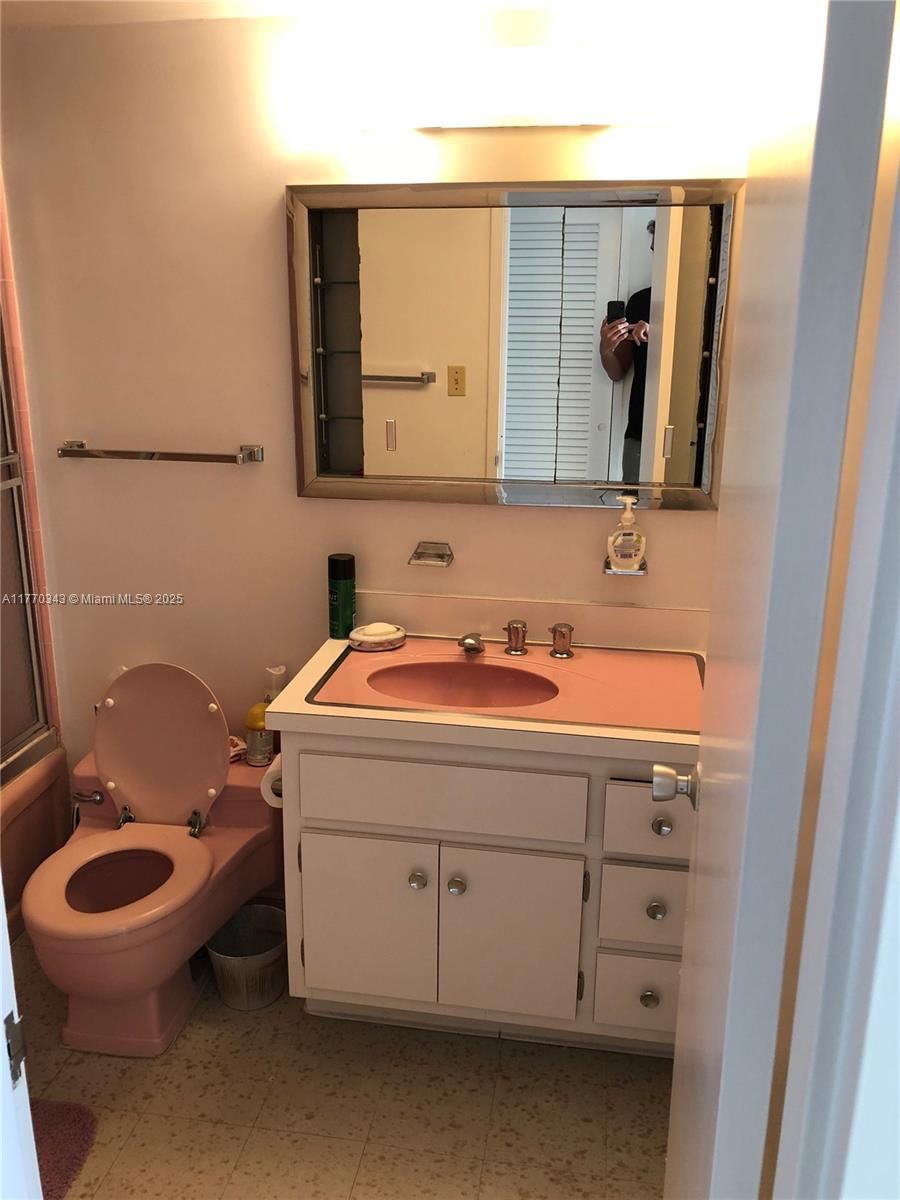 Real estate property located at 4747 Collins Ave #1115, Miami-dade, Mimosa Condo, Miami Beach, FL