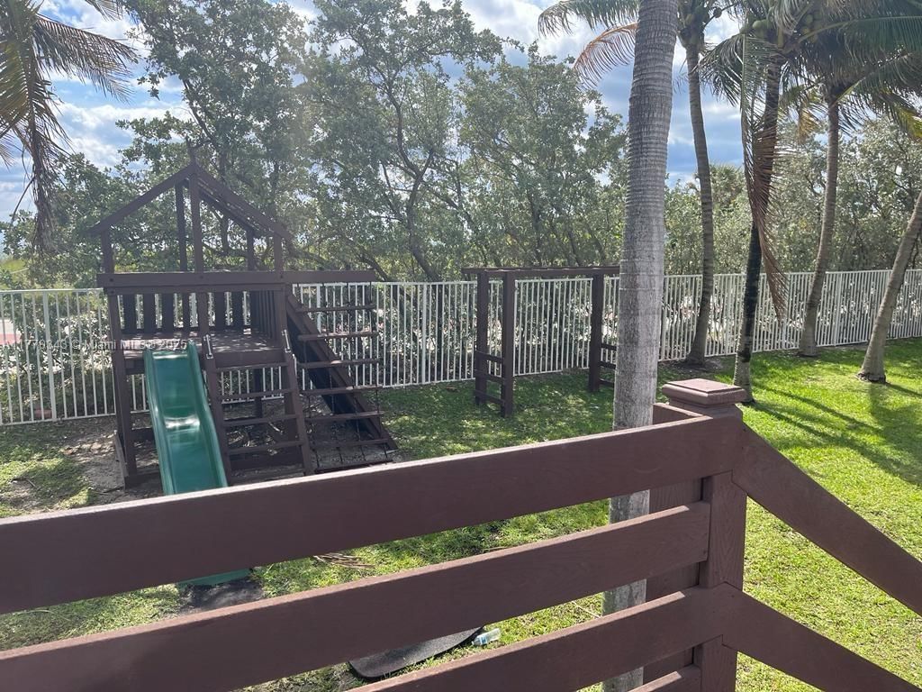 Real estate property located at 4747 Collins Ave #1115, Miami-dade, Mimosa Condo, Miami Beach, FL