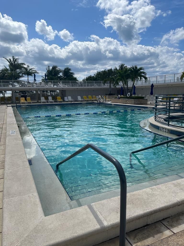 Real estate property located at 4747 Collins Ave #1115, Miami-dade, Mimosa Condo, Miami Beach, FL