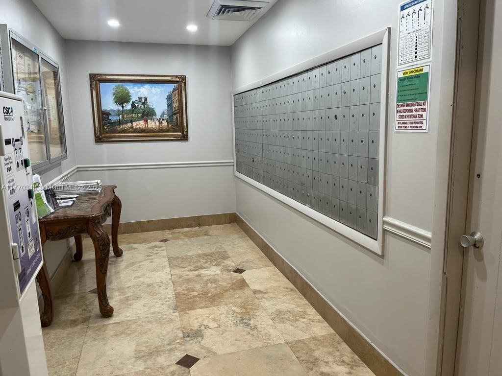 Real estate property located at 4747 Collins Ave #1115, Miami-dade, Mimosa Condo, Miami Beach, FL