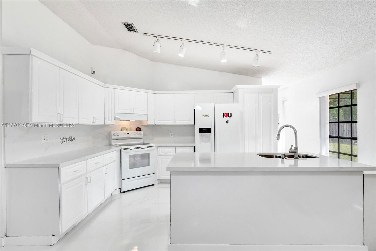 Real estate property located at 12700 147th St, Miami-dade, Deerwood Part 1, Miami, FL