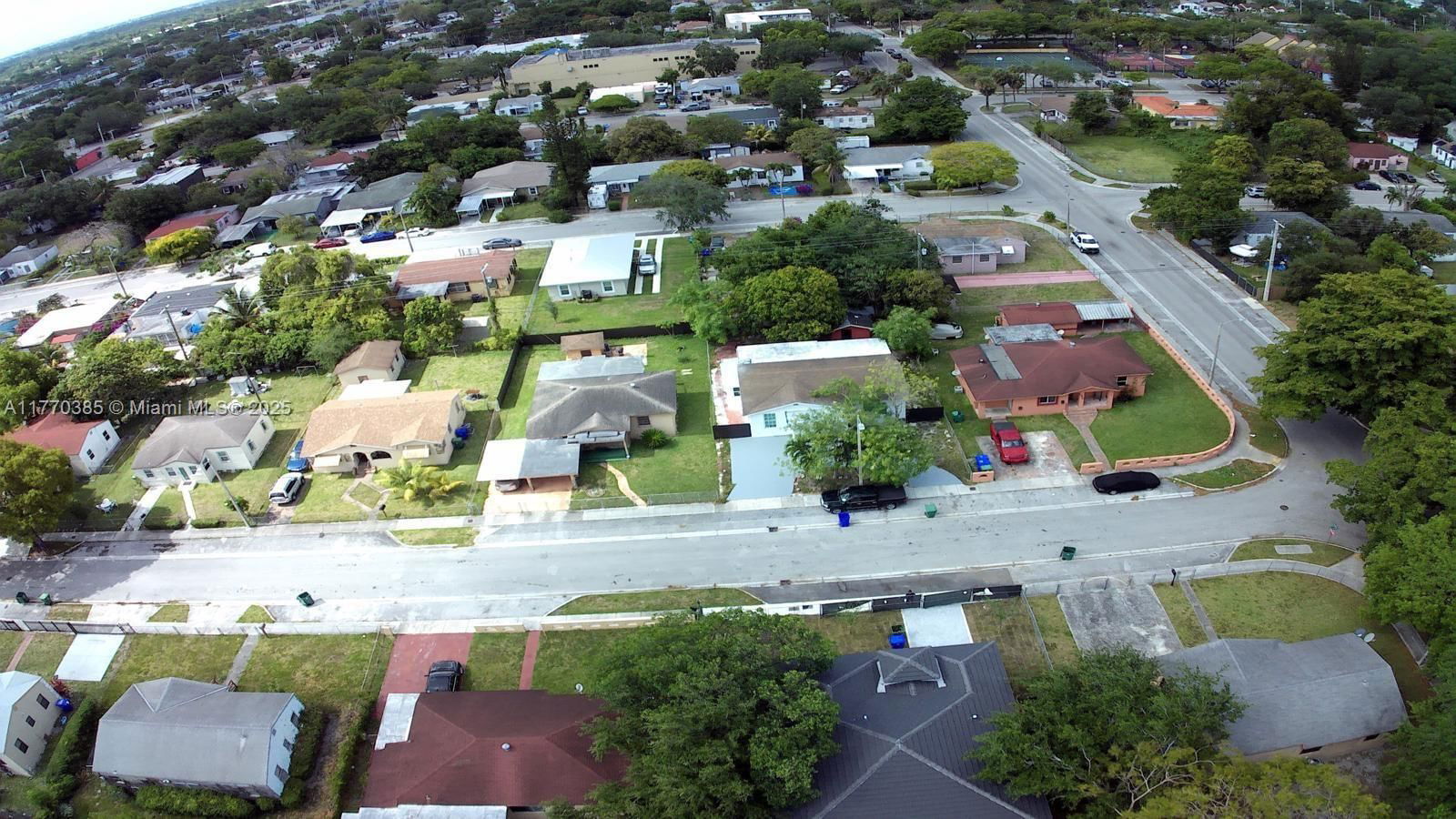 Real estate property located at 1015 59th St, Miami-dade, Resub Of Hildemere In Se1, Miami, FL