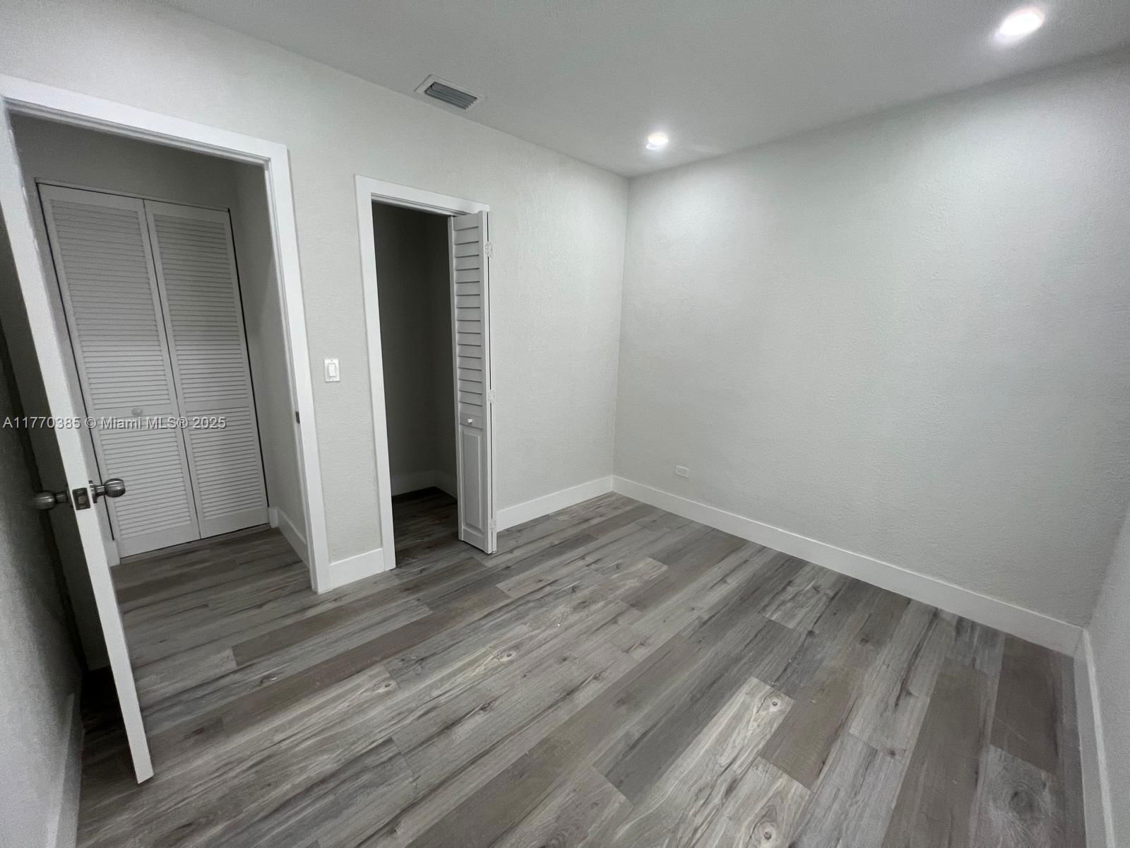 Real estate property located at 1015 59th St, Miami-dade, Resub Of Hildemere In Se1, Miami, FL