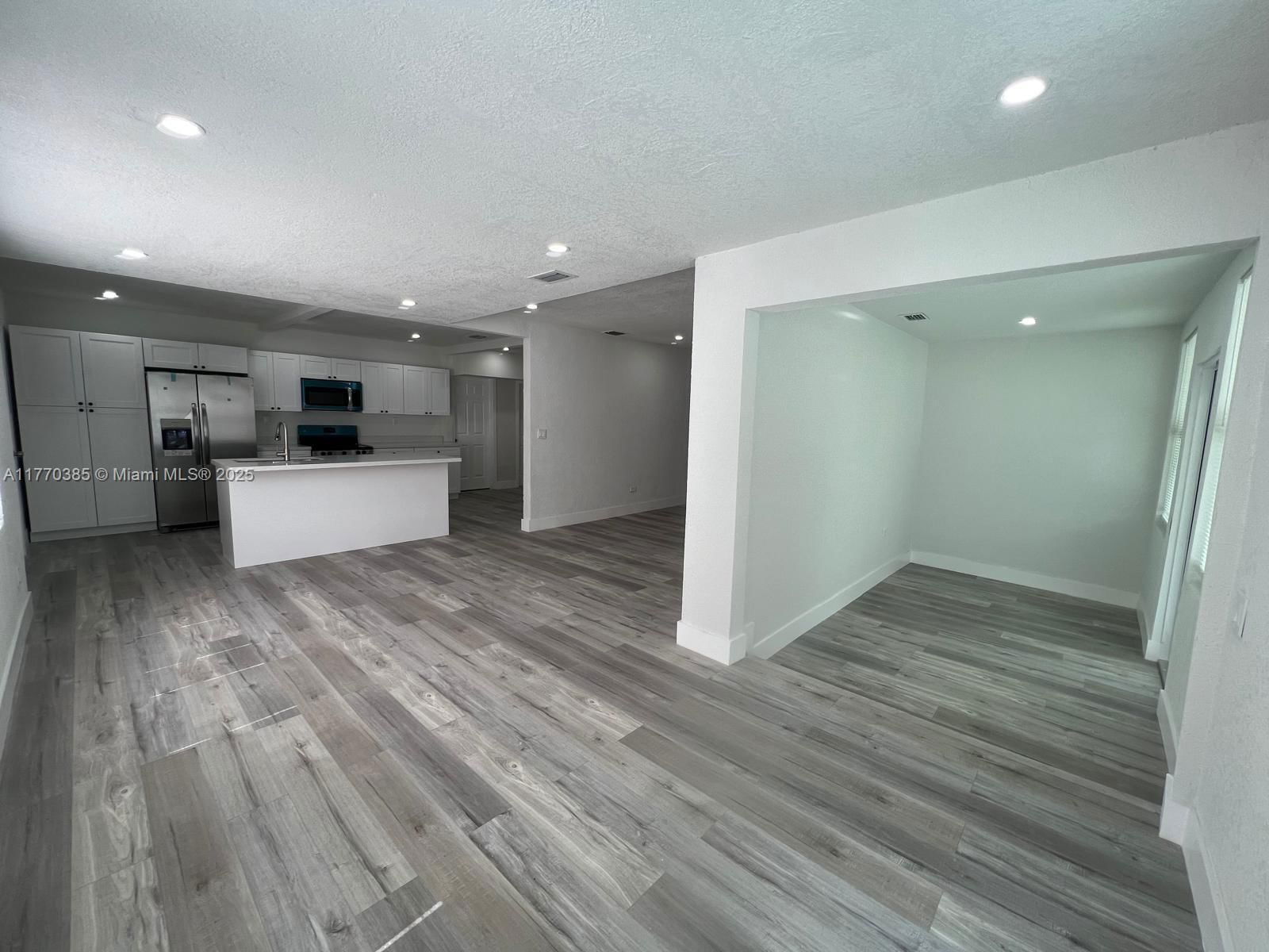 Real estate property located at 1015 59th St, Miami-dade, Resub Of Hildemere In Se1, Miami, FL