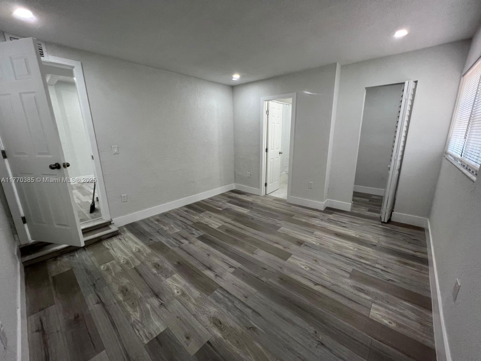 Real estate property located at 1015 59th St, Miami-dade, Resub Of Hildemere In Se1, Miami, FL