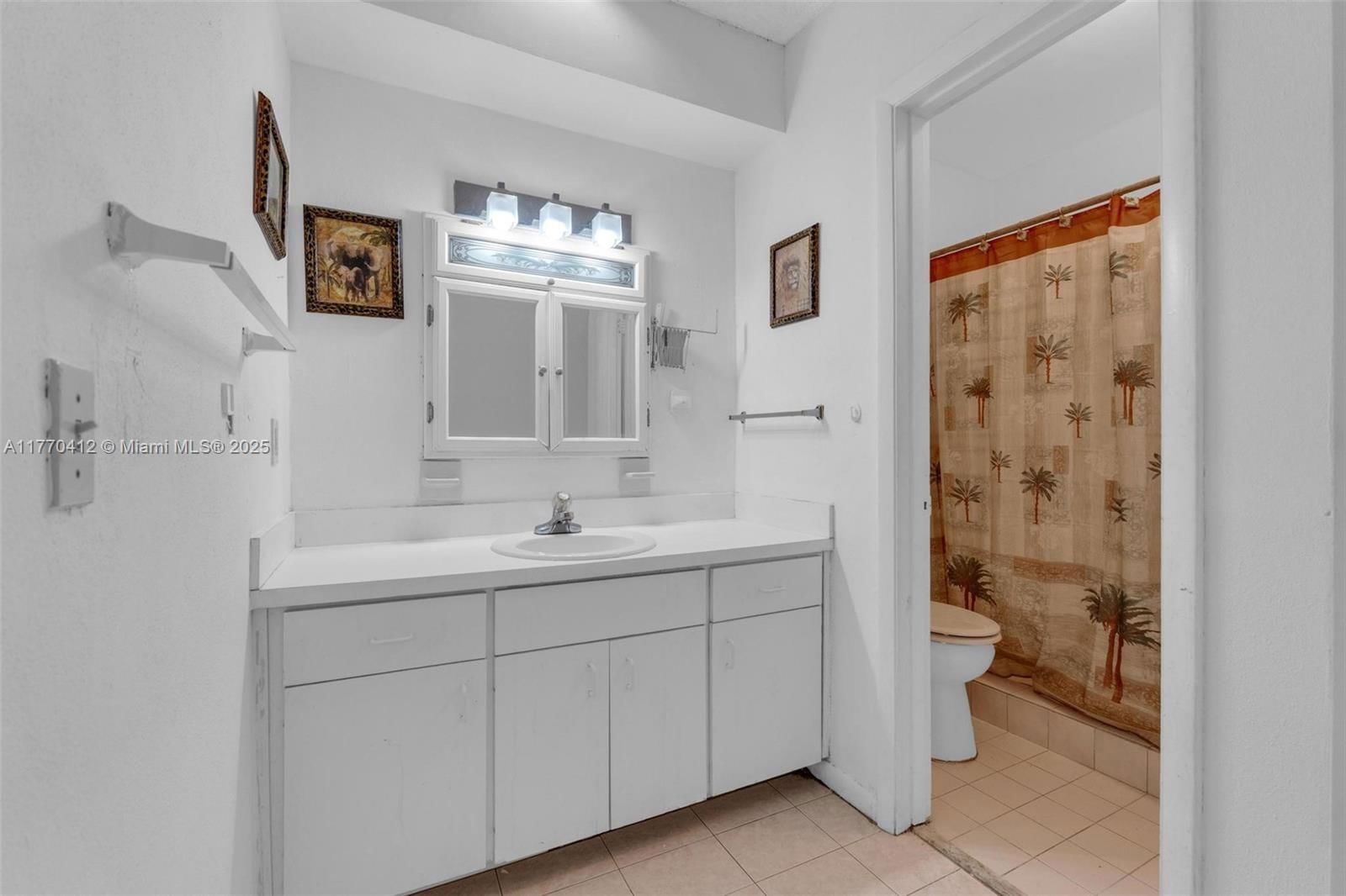 Real estate property located at 19530 117th Ct, Miami-dade, South Miami Heights Addn, Miami, FL