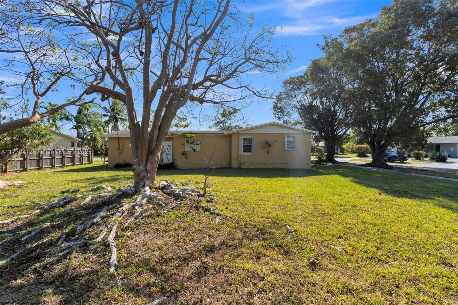 Real estate property located at 19530 117th Ct, Miami-dade, South Miami Heights Addn, Miami, FL