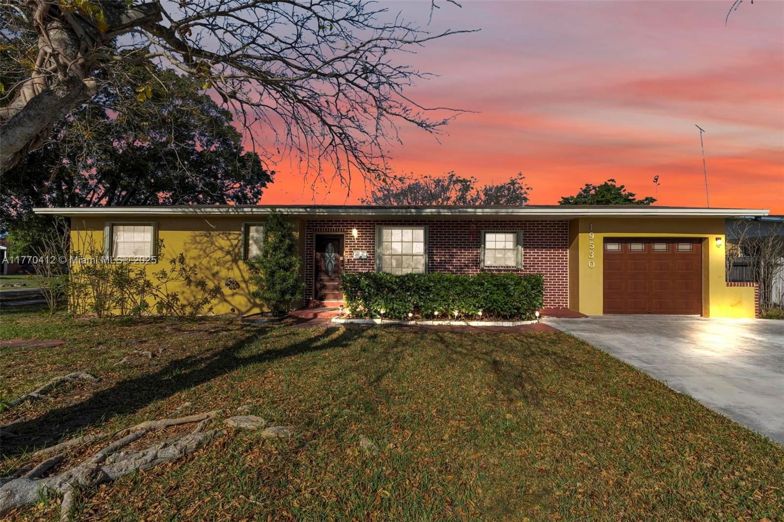 Real estate property located at 19530 117th Ct, Miami-dade, South Miami Heights Addn, Miami, FL