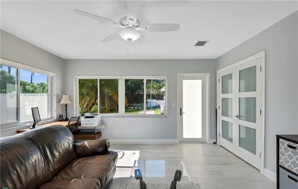 Real estate property located at 1235 Polk St, Broward, Hollywood Lakes Section, Hollywood, FL