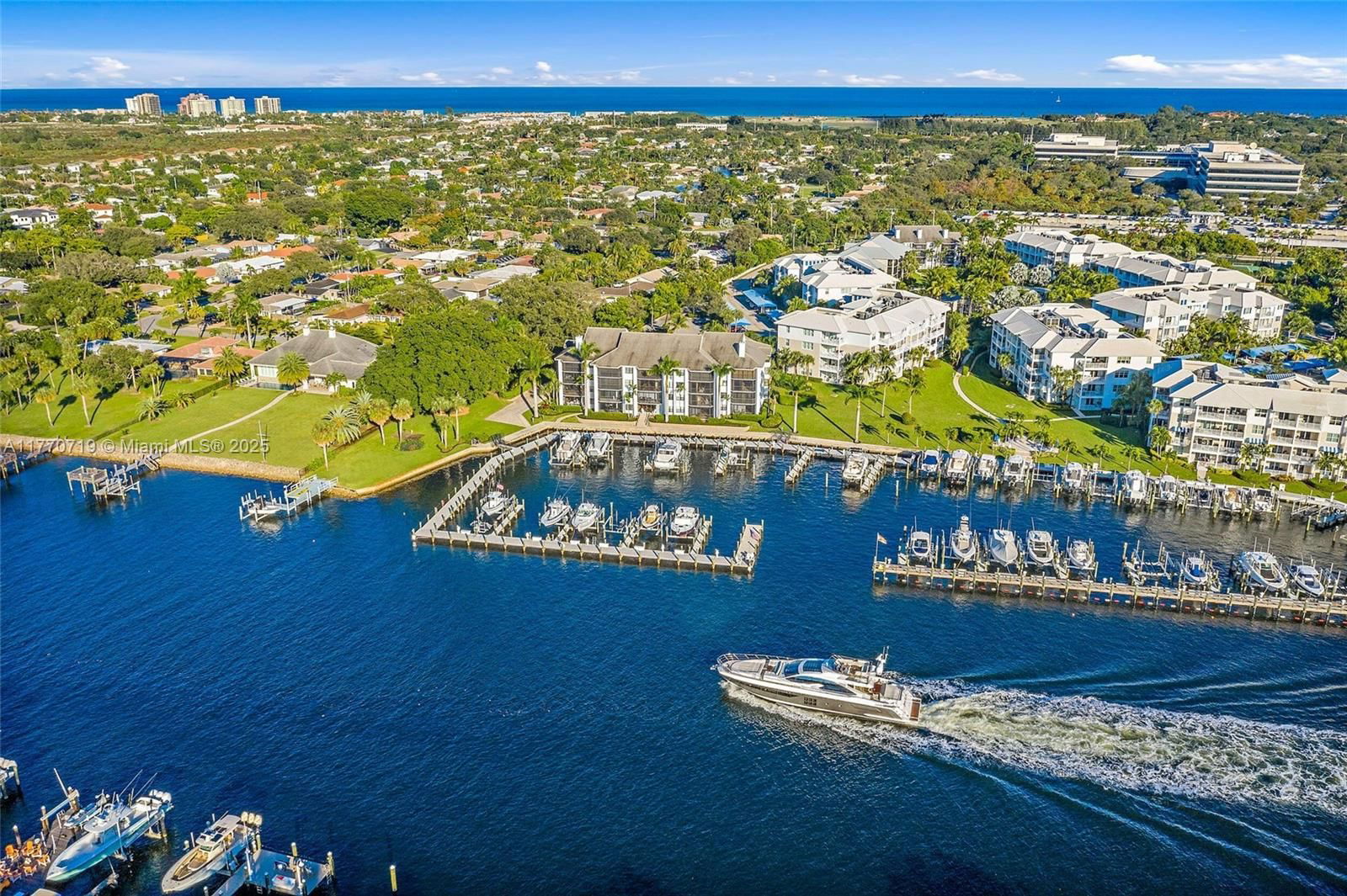 Real estate property located at 1015 Bay Colony Drive S & Slip 17, Palm Beach, Bay Colony, Juno Beach, FL