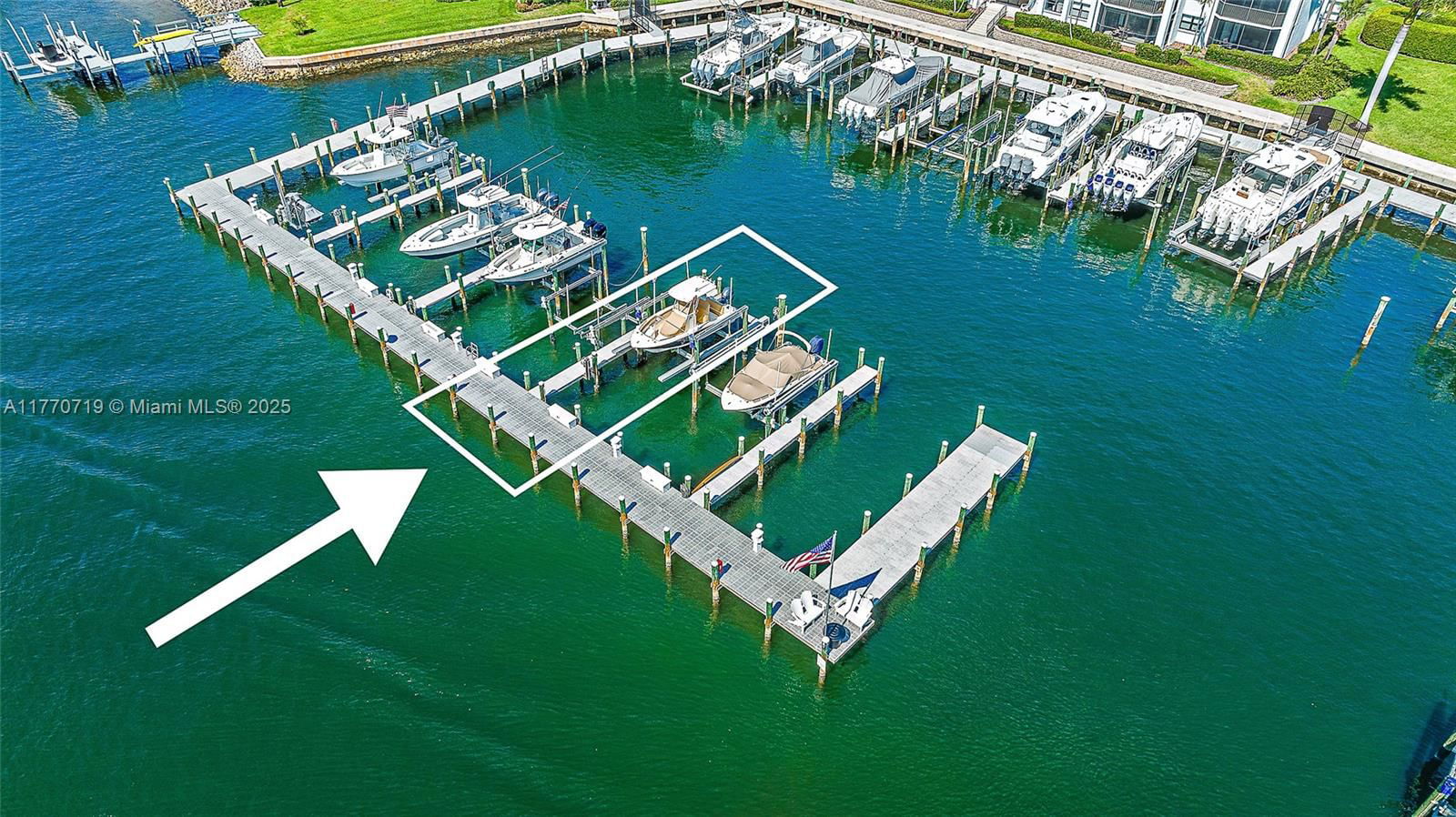 Real estate property located at 1015 Bay Colony Drive S & Slip 17, Palm Beach, Bay Colony, Juno Beach, FL