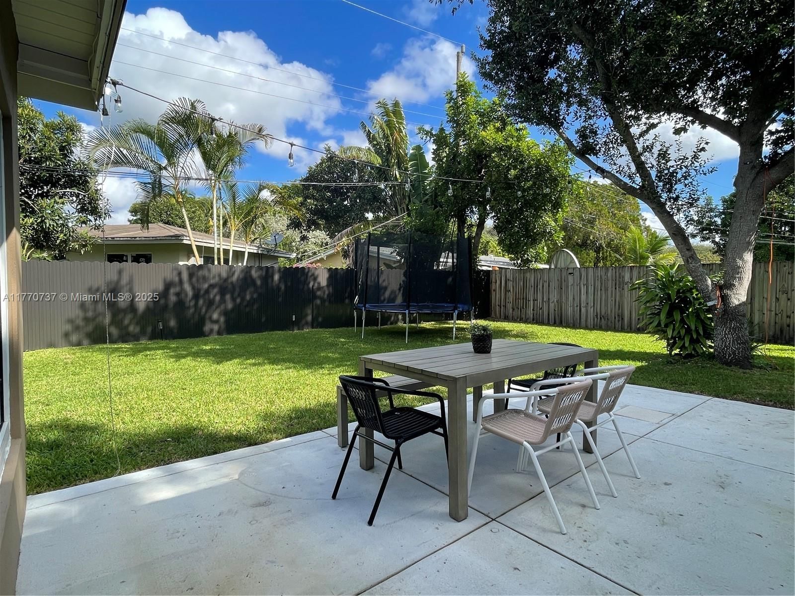 Real estate property located at 5733 Madison Street, Broward, Lawn Acres, Hollywood, FL