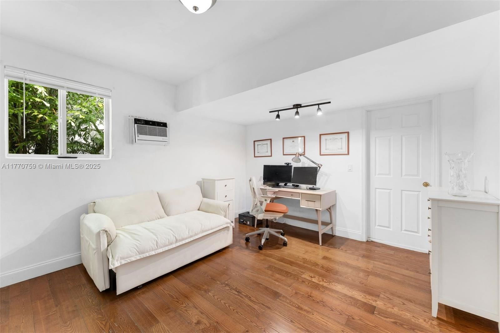 Real estate property located at 7240 53rd Ave, Miami-dade, High Pines Rev Plat Of 2n, Miami, FL