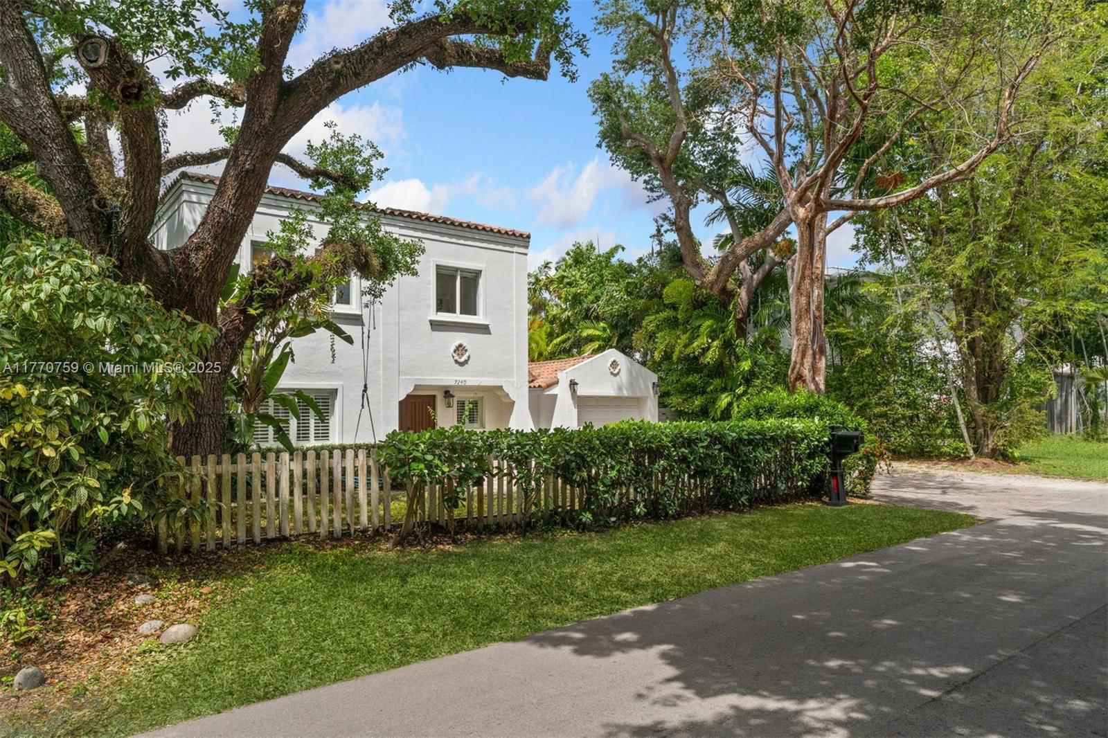 Real estate property located at 7240 53rd Ave, Miami-dade, High Pines Rev Plat Of 2n, Miami, FL