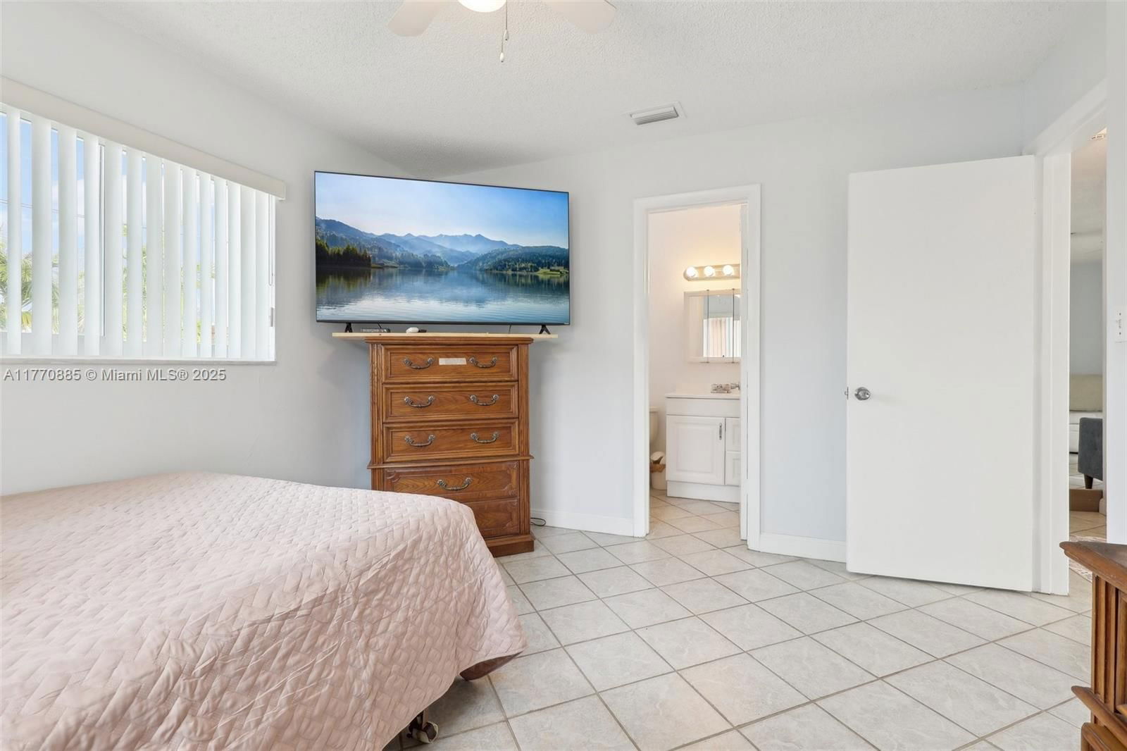 Real estate property located at 4499 18th Ave, Broward, Oakland Hills, Oakland Park, FL