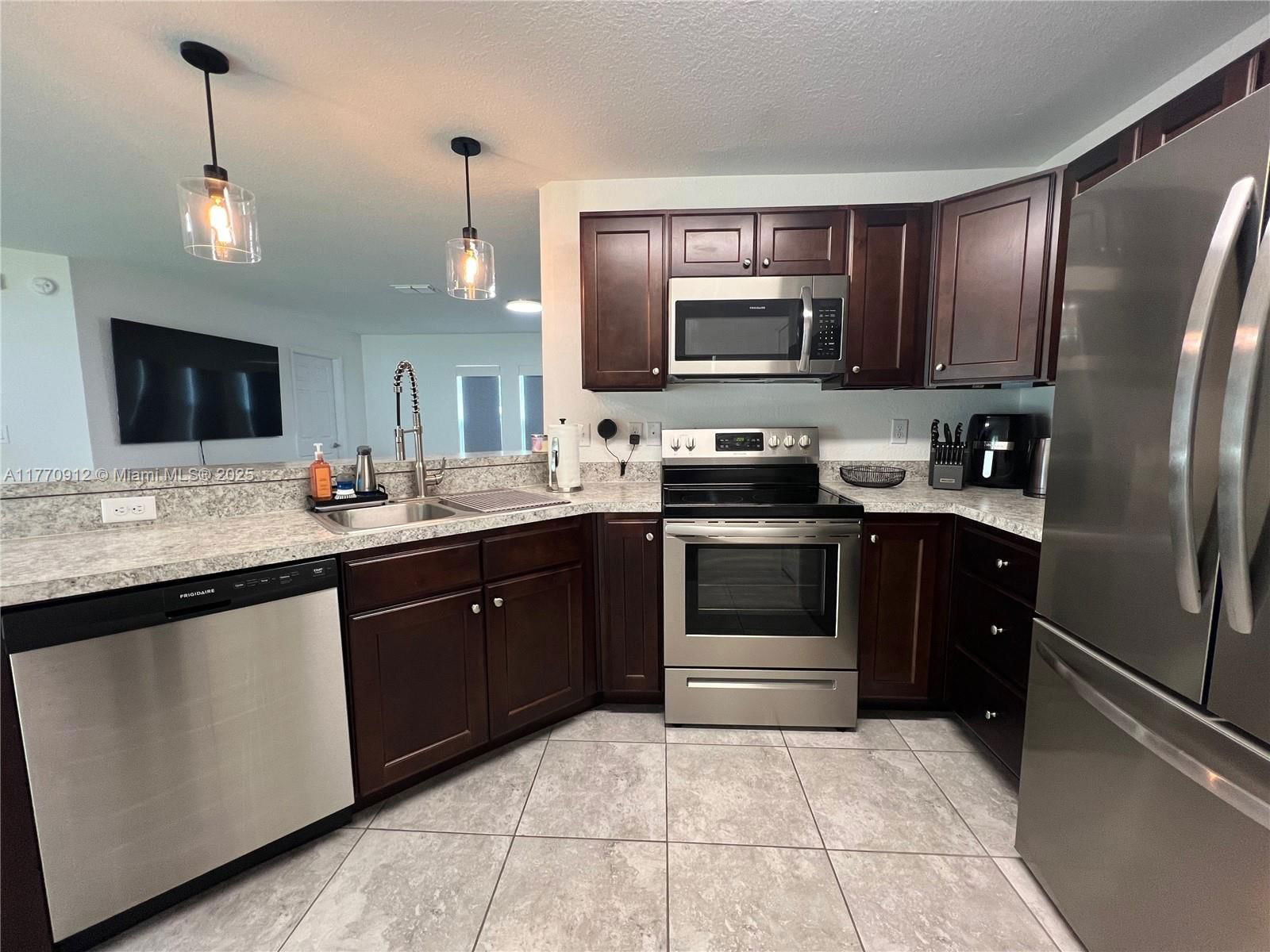 Real estate property located at 6102 53RD STREET RD, Marion, Ocala Park Estates, Ocala, FL