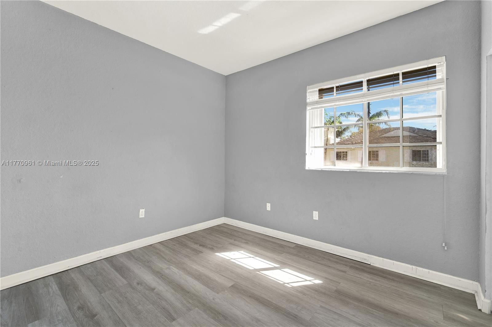 Real estate property located at 374 26th Ave #203, Miami-dade, Caribbean Isles Villas Co, Homestead, FL