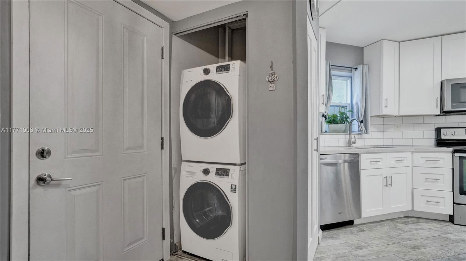 Real estate property located at 6555 Broward Blvd #209, Broward, Plantation Club C Condo, Plantation, FL