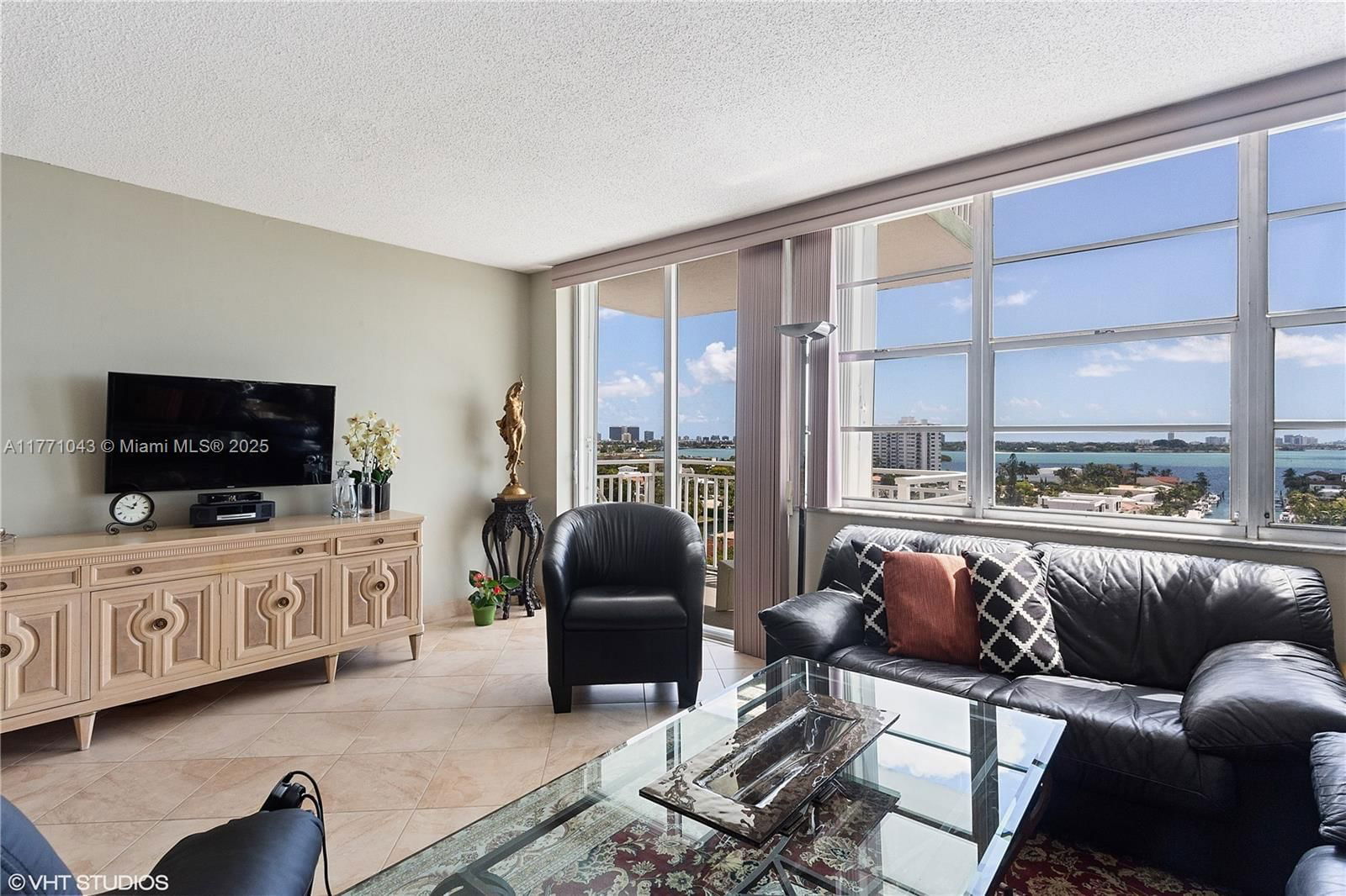Real estate property located at 2100 Sans Souci Blvd A1003, Miami-dade, Bayview Towers Condo Sout, North Miami, FL