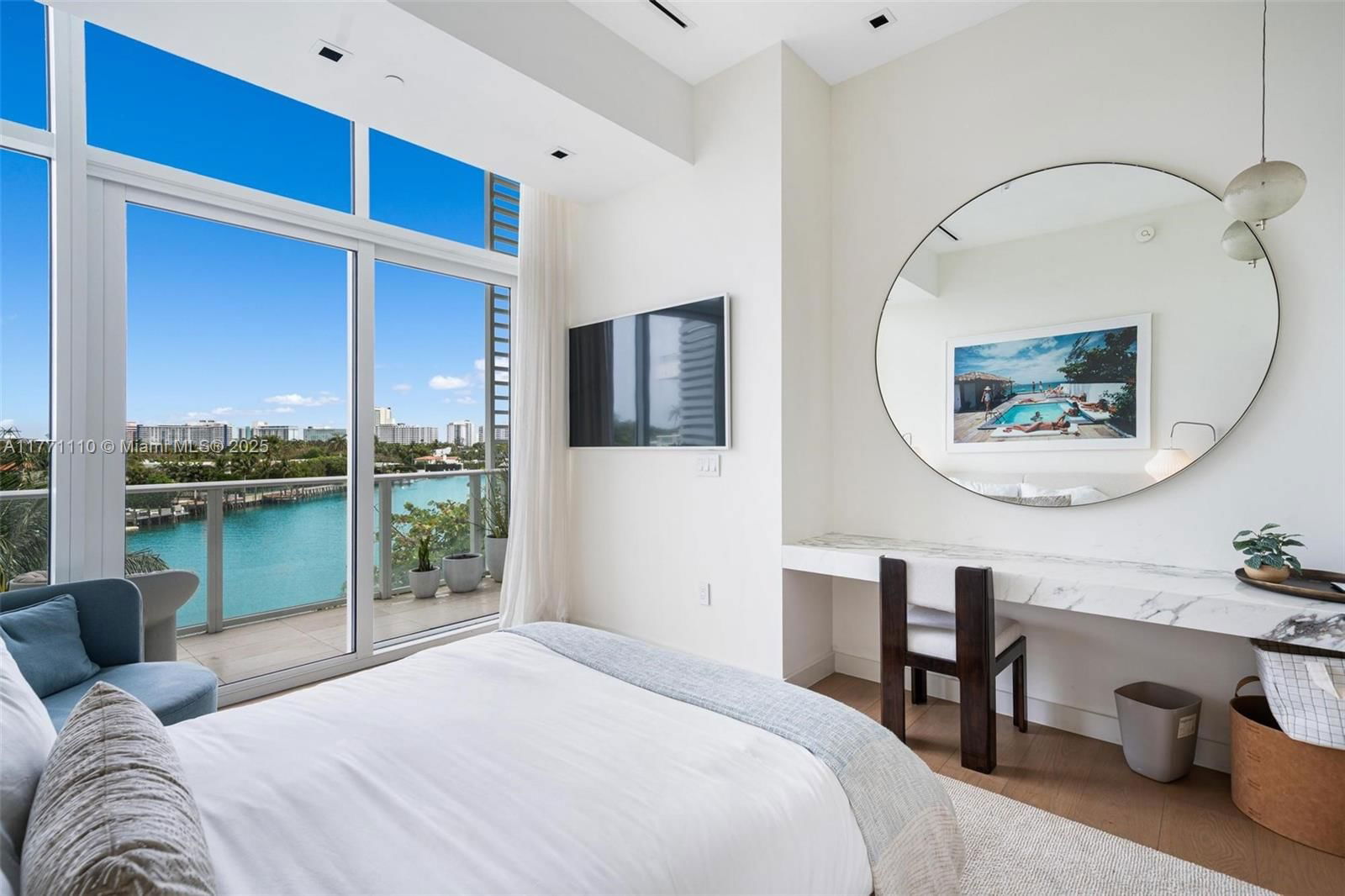 Real estate property located at 4701 Meridian Ave #304, Miami-dade, 4701 North Meridian Condo, Miami Beach, FL