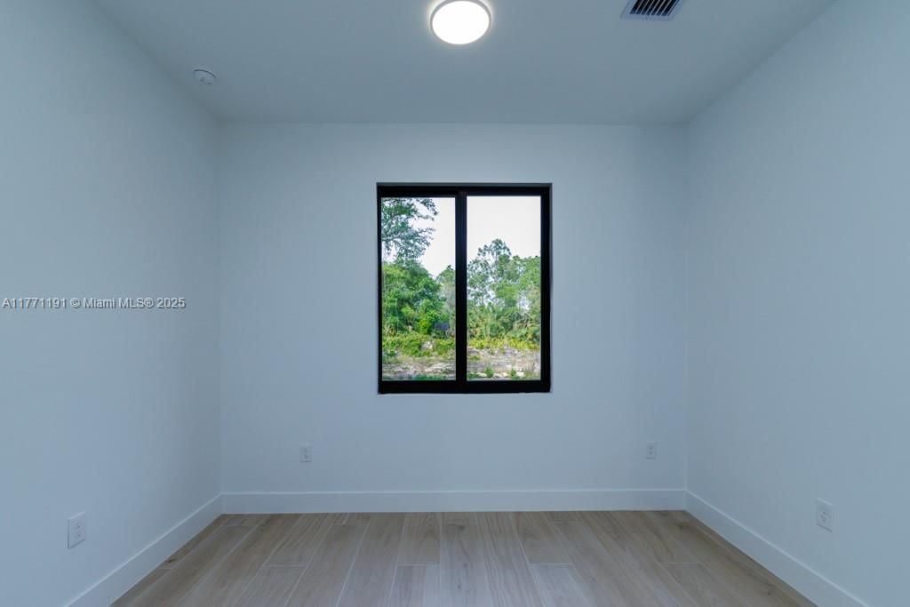 Real estate property located at 417 Cleveland Ave, Lee, Lehigh Acres, Lehigh Acres, FL